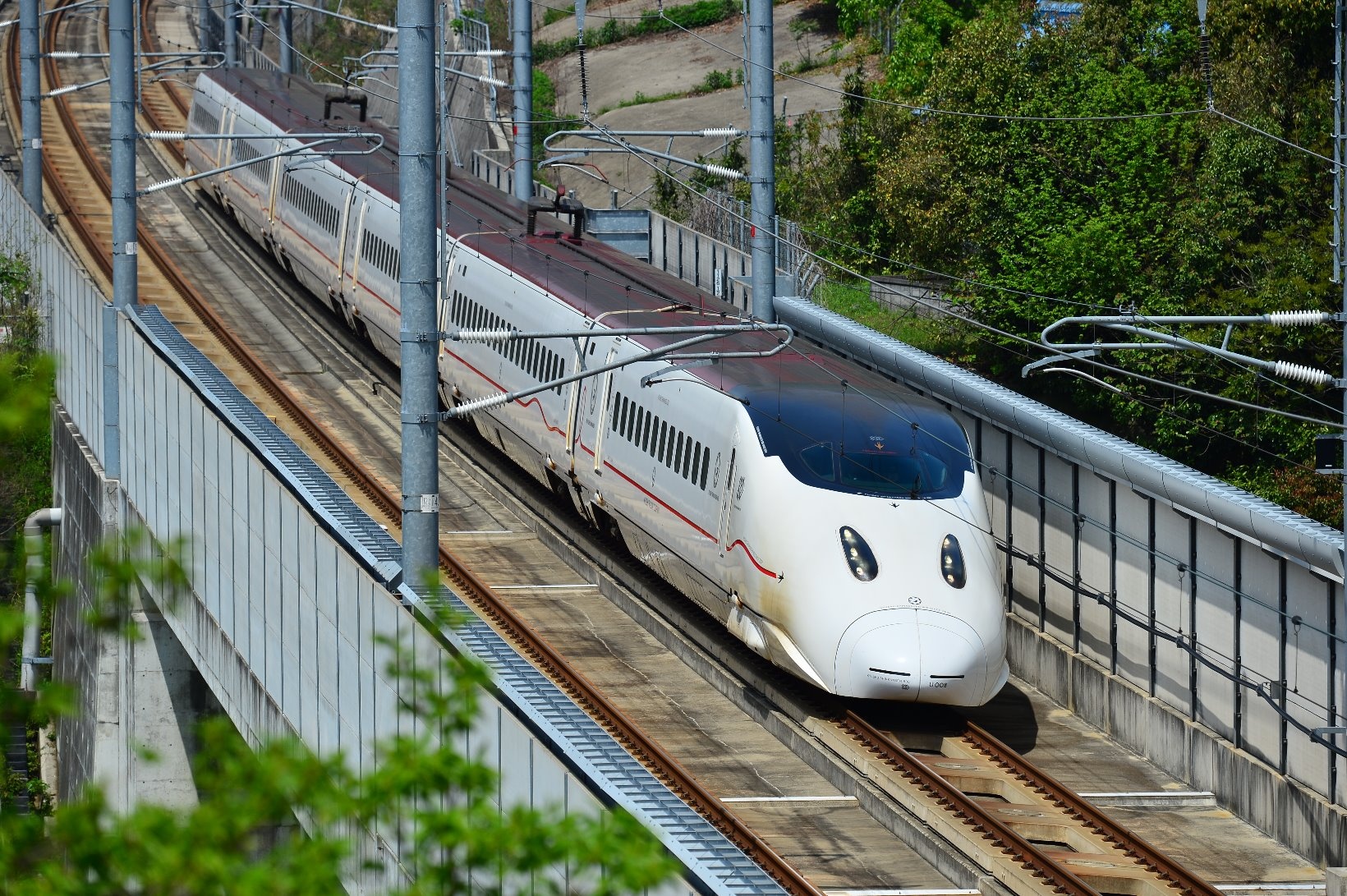 新幹線 特急で行く5日間 夫婦フルムーンの旅 4 ニッポン城と花めぐり トレたび 鉄道 旅行情報サイト