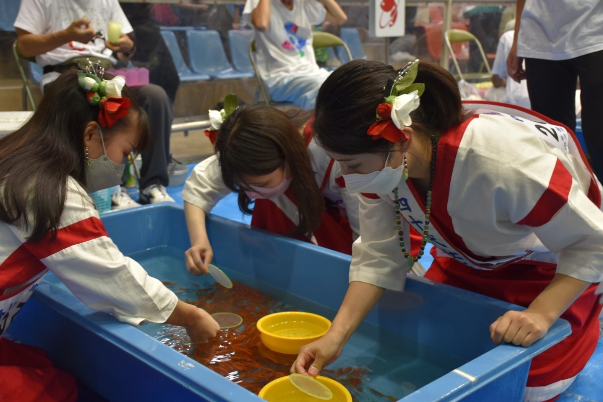 第28回 全国金魚すくい選手権大会（奈良県大和郡山市） トレたび 鉄道・旅行情報サイト